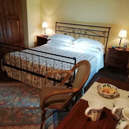 Agriturismo Il Mulino Delle Pile شيسدينو المظهر الخارجي الصورة