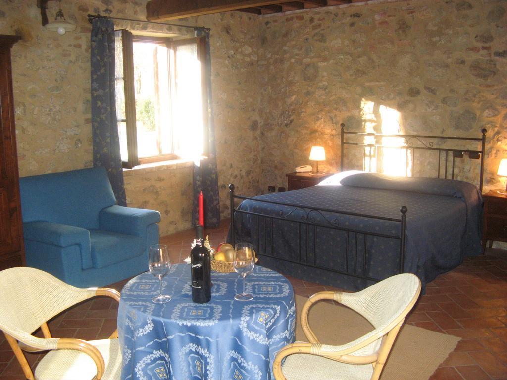 Agriturismo Il Mulino Delle Pile شيسدينو الغرفة الصورة