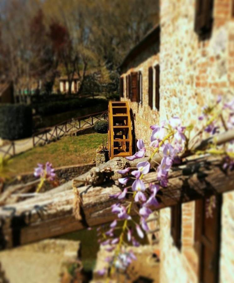 Agriturismo Il Mulino Delle Pile شيسدينو المظهر الخارجي الصورة