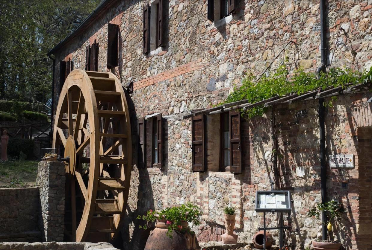 Agriturismo Il Mulino Delle Pile شيسدينو المظهر الخارجي الصورة